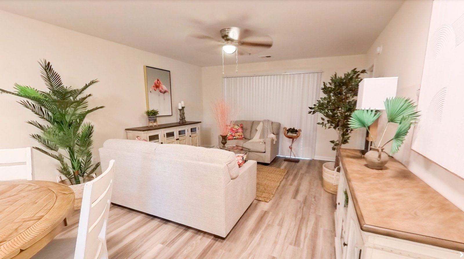Patriots Hollow family room